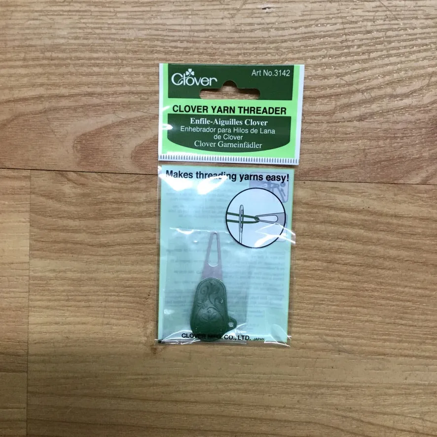 Clover Needle Threader