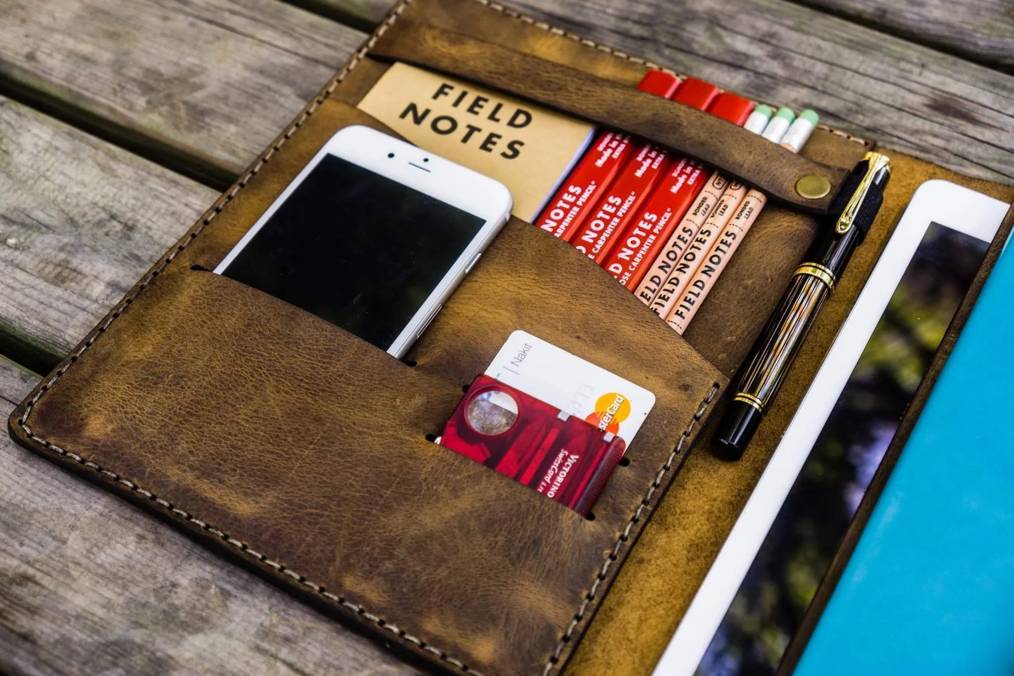 iPad Pro 11 - Pro 10.5 and B5 size Notebook Cover - Crazy Horse Brown