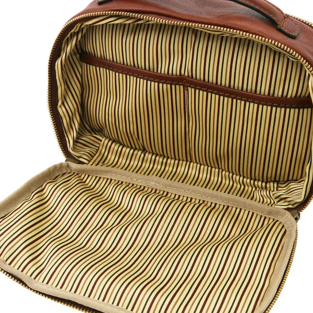 Marvin - Leather toiletry bag | TL142326