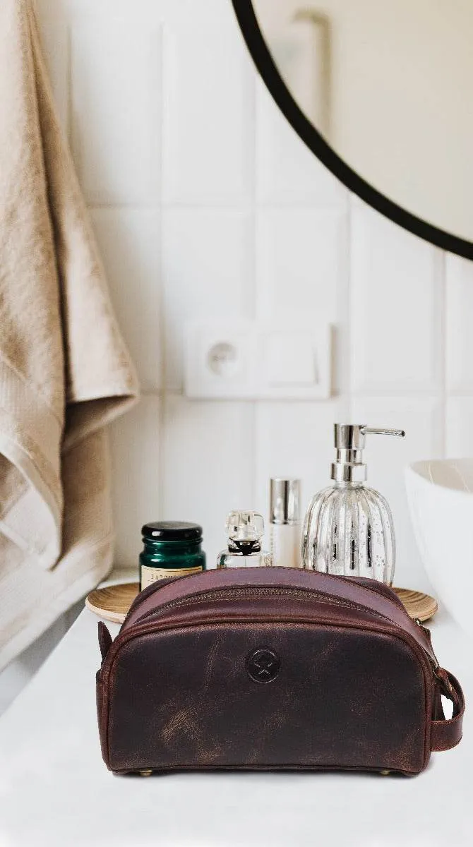 Omaha Leather Toiletry Bag - Walnut Brown